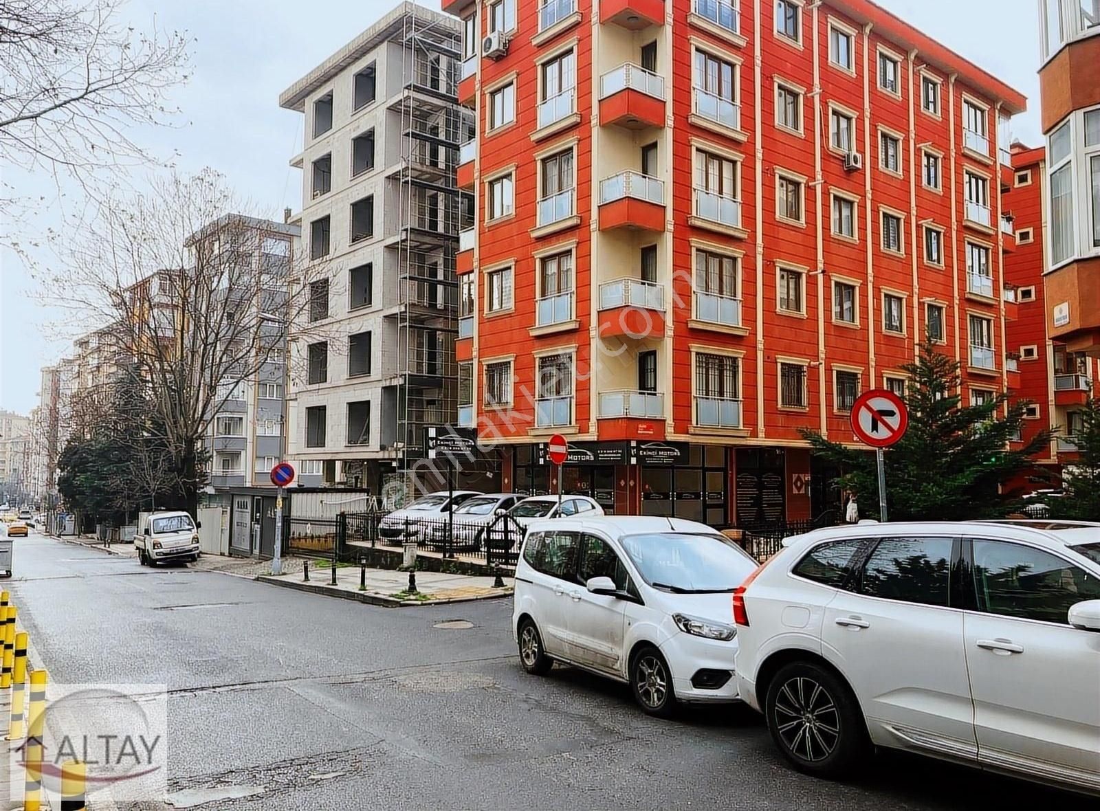 Ataşehir İçerenköy Satılık Daire İÇERENKÖY MAH. MESKENLER DURAĞI ARKASI 3+1 115 M2 5 KAT