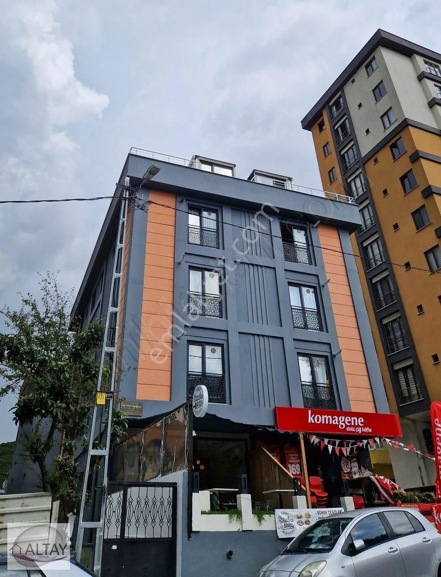 Ataşehir Kayışdağı Kiralık Daire KAYIŞDAĞ MAH. 1+1 GENİŞ 45m2 ÖĞRENCİYE YEDİTEPE ÜNİ. 300 METRE