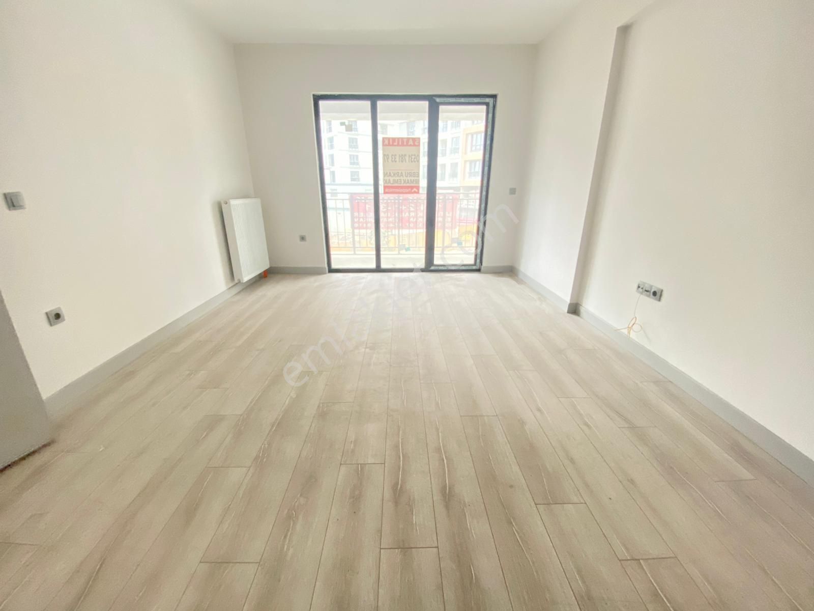 Gaziosmanpaşa Bağlarbaşı Satılık Daire  GAZİOSMANPAŞA BAĞLARBAŞI MAH. 7/B VADİ EVLERİ 6.KISIM 90m2 2+1 1.ARAKAT SATILIK DAİRE 