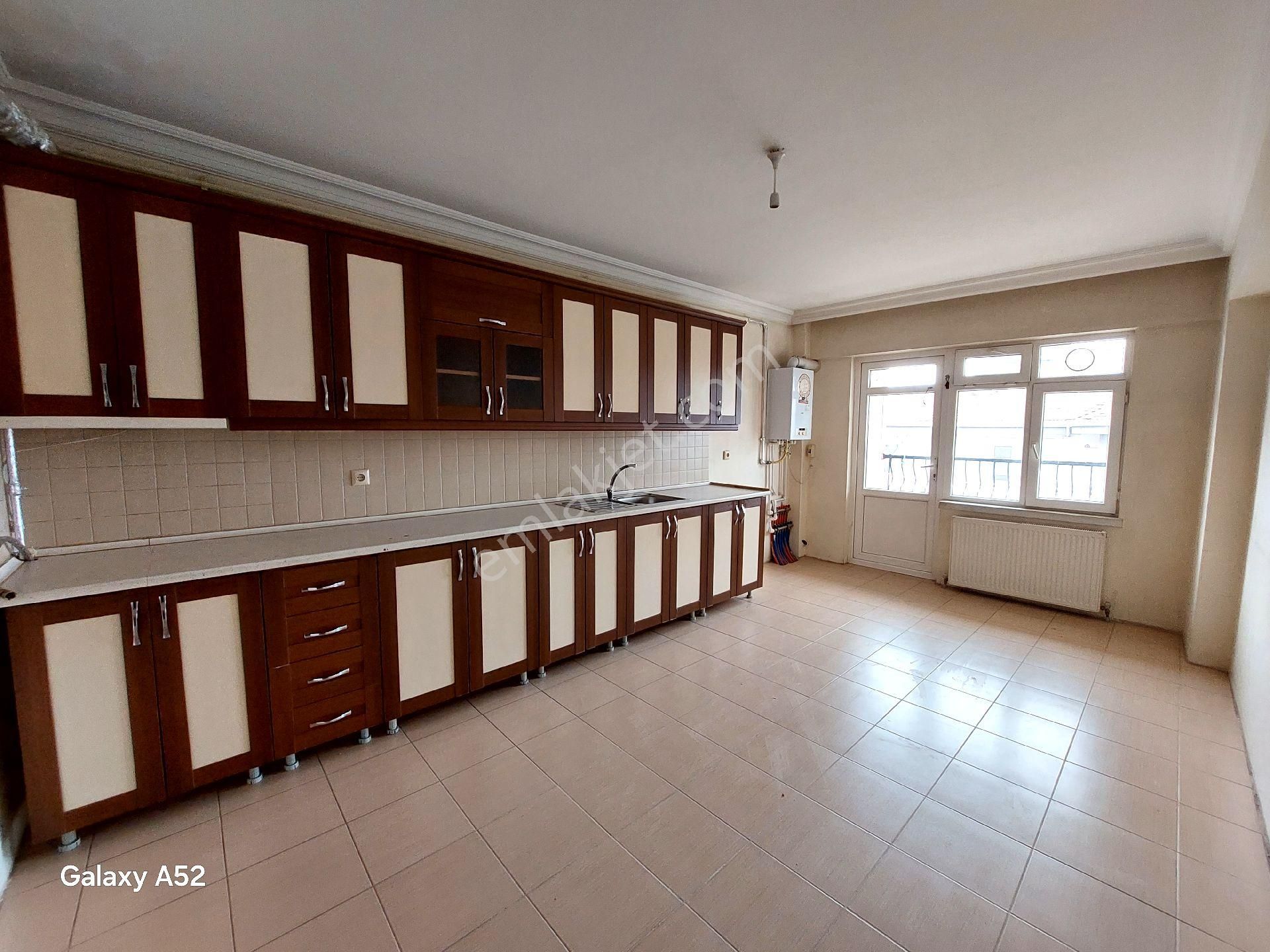 Kahramankazan Atatürk Kiralık Daire TANRIVERDİ'DEN KİRALIK ATATÜRK MAH MERKEZDE 3+1 DAİRE