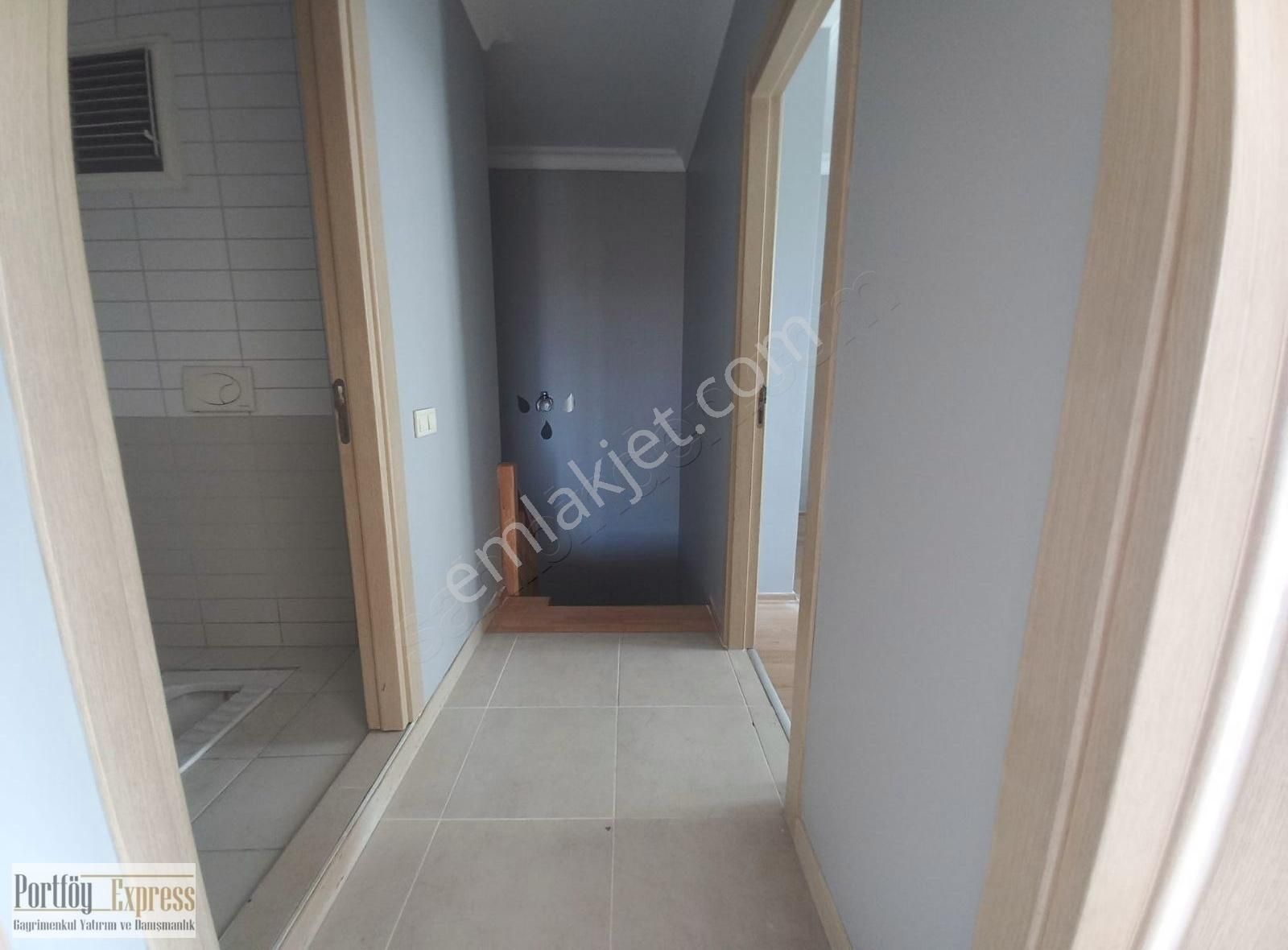 Sancaktepe Sarıgazi Kiralık Daire Ovalbahçe Satış Ofisinden Mükemmel Konum, Bahçe Katı 4+1 kiralık