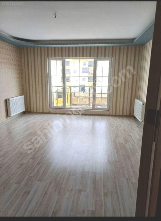 Sincan Mustafa Kemal Kiralık Daire ARAKAT ASANSÖRLÜ EBEVEYN BANYOLU 3+1 CADDE ÜSTÜ KİRALIK DAİRE MUSTAFA KEMAL DE 