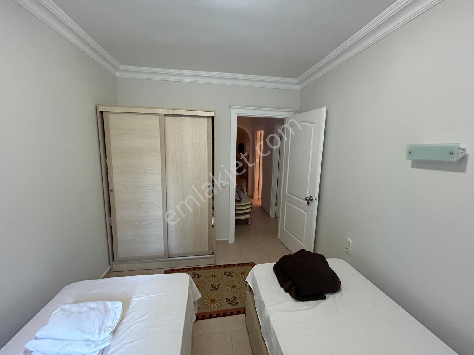 Side Cennetlerde Havuzlu Sitede Bahçe Katı Eşyalı 2+1 - Görsel 15