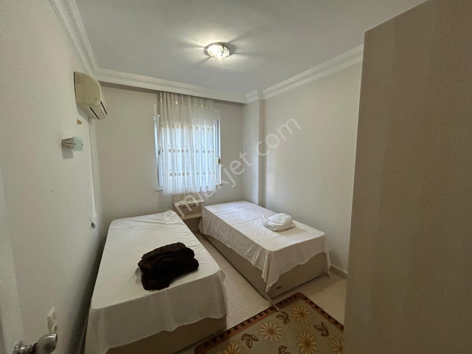 Side Cennetlerde Havuzlu Sitede Bahçe Katı Eşyalı 2+1 - Görsel 14