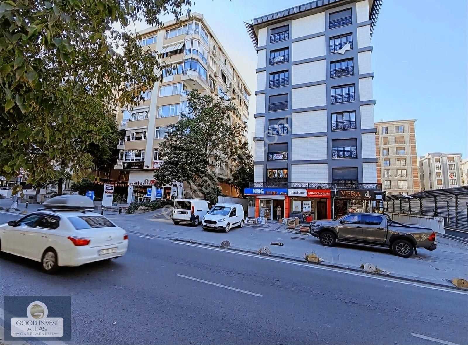 Kadıköy Göztepe Satılık Daire KADIKÖY GÖZTEPE CADDE ÜZERİNDE ACİL SATILIK 3+1 DAİRE