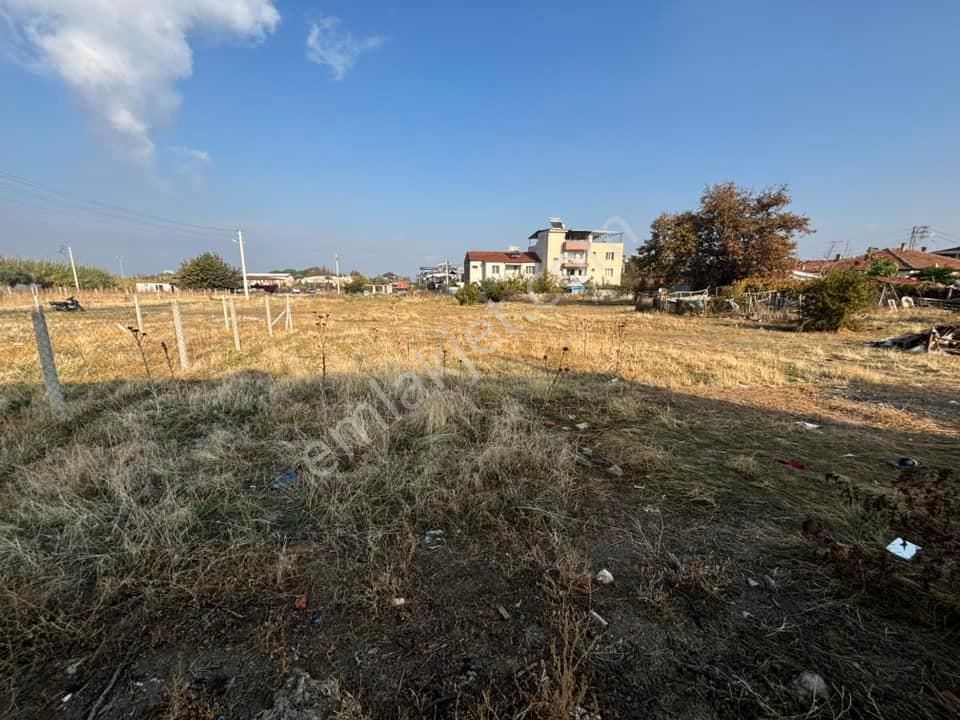 Salihli Caferbey Satılık Konut İmarlı  TC EMLAKTAN SATILIK  BARIŞ MAH CİVARI İMARLI ARSA 