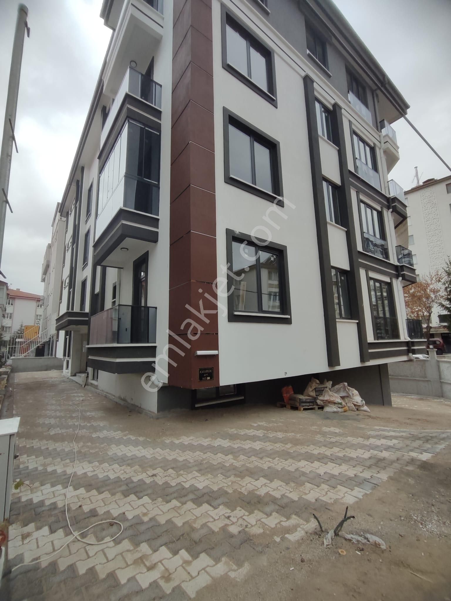 Afyonkarahisar Merkez Derviş Paşa Satılık Daire  AFYON TEZCAN EMLAKTAN DERVİŞPAŞA MAHALLESİNDE SIFIR 4+1 DAİRELER