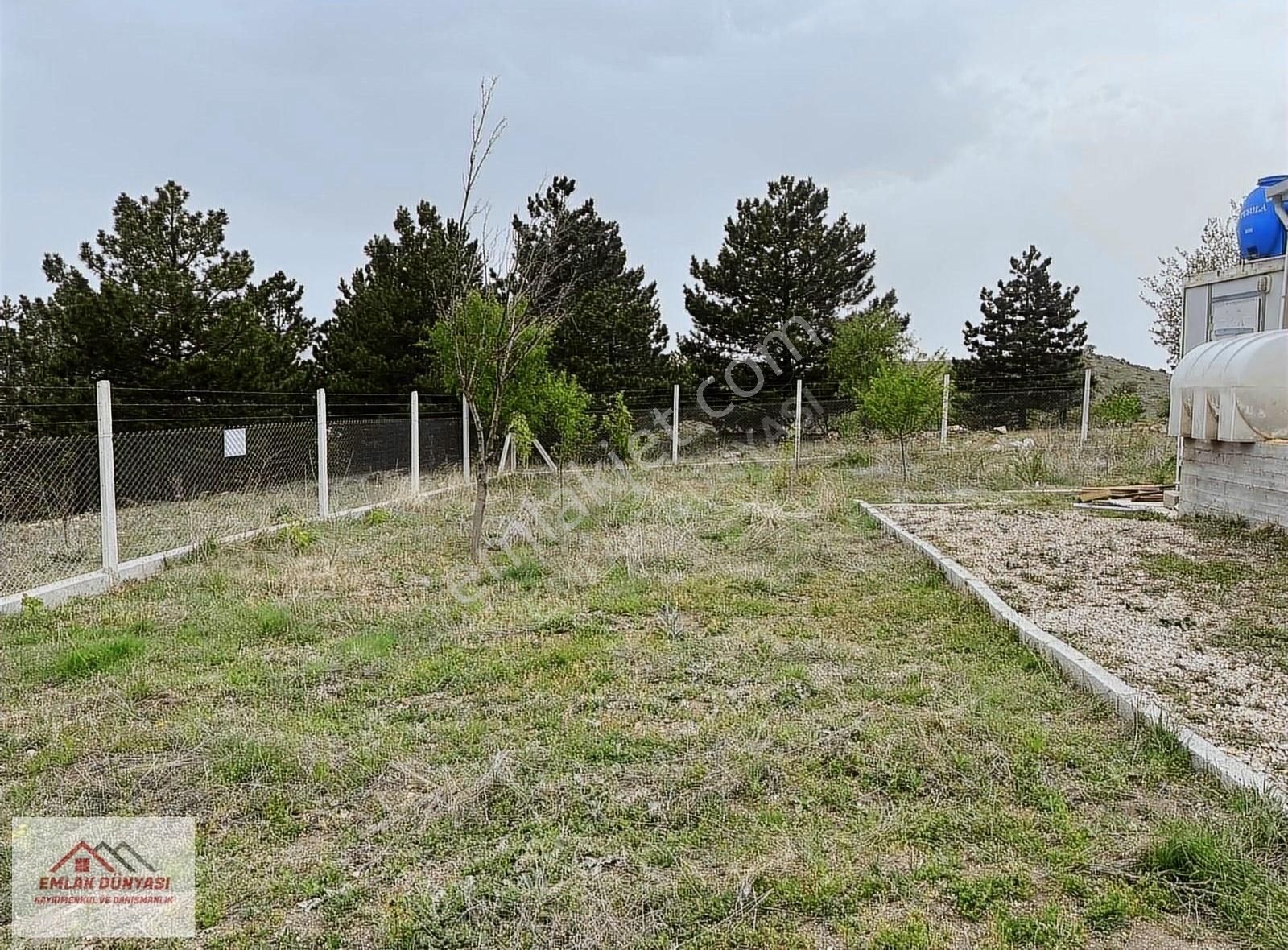 Ayaş Hacıveli Satılık Konut İmarlı Ayaş Merkez Hacıvelide İmarlı Arsa Üzeri Hazır Düzen Bahçeli Ev