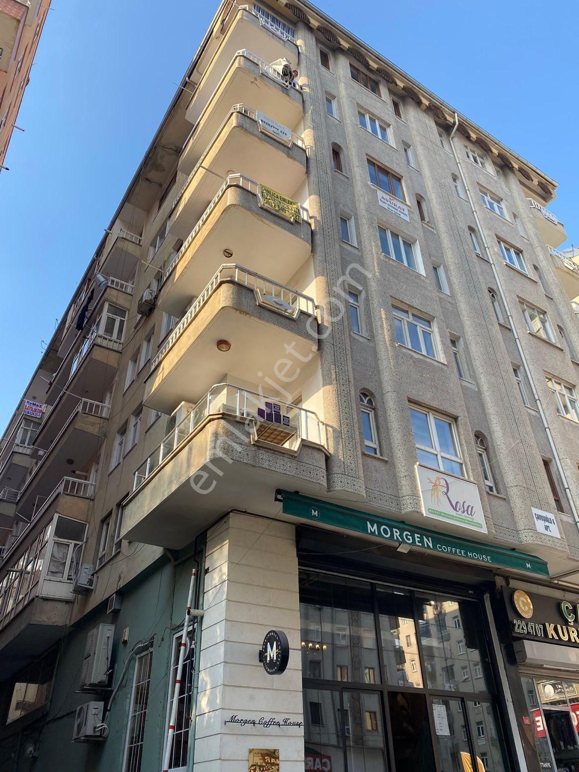 Yenişehir Yenişehir Satılık Daire Lise Caddesi Çavuşoğlu 6 Apt.Satılık