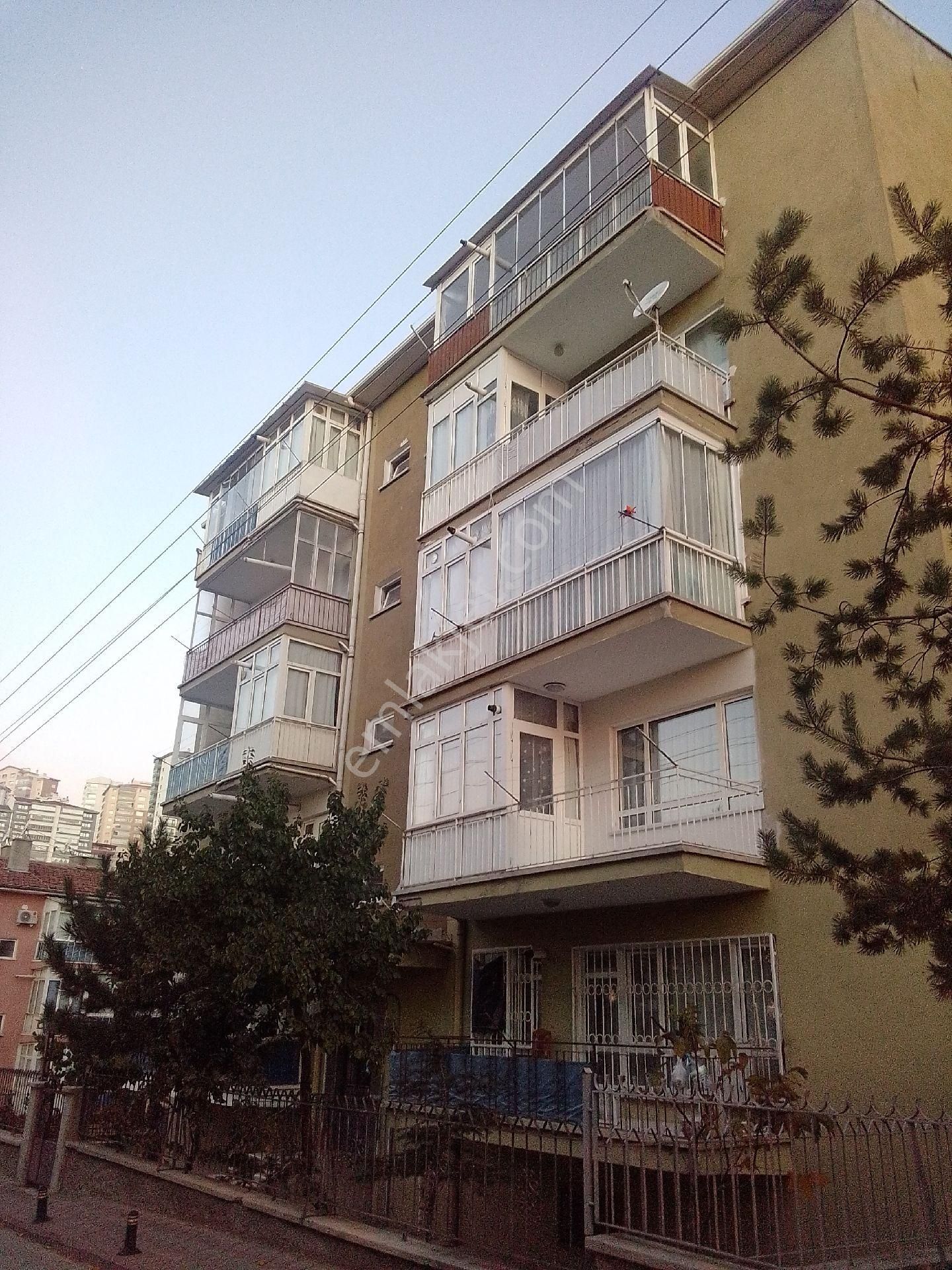 Keçiören Ayvalı Kiralık Daire şehir hastanesine yakın,sahibinden altta ve üstte 2 daire var