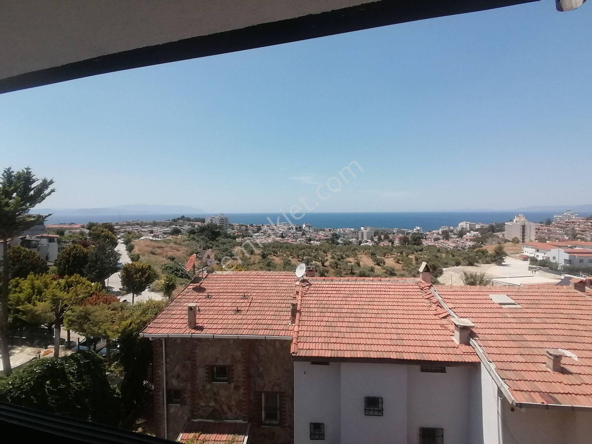 Aydın Kuşadası Deniz Manzaralı Kiralık Villa  KADINLAR DENİZİNDE HAVUZLU SİTE İÇİ 4+1 BOŞ KİRALIK VİLLA 