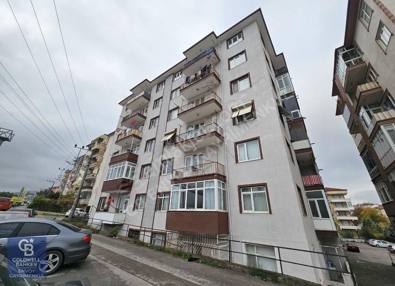 Gölcük Piyalepaşa Satılık Daire PİYALEPAŞA MAHALLESİ'NDE SATILIK ARAKAT DAİRE