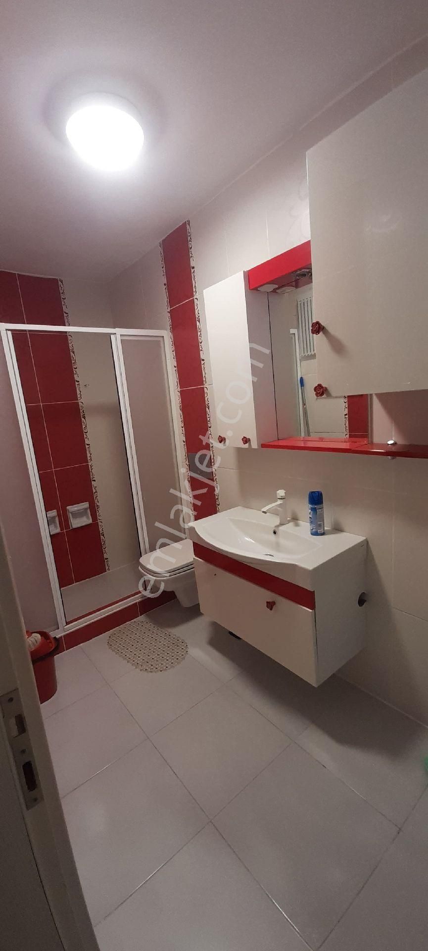 Bakırköy Sakızağacı Kiralık Daire ABAKIRKÖY MERKEZ TAŞHAN CADDESİ KÖŞE DENİZ MANZARALI