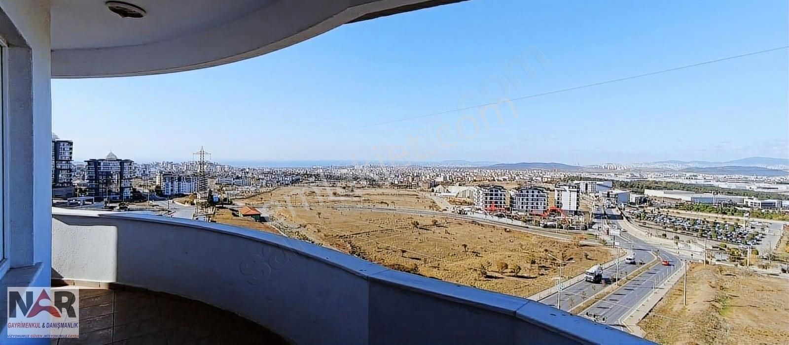 Çayırova Akse Kiralık Daire Yenikent Mahallesi Palmiye Sitesi Kiralık Ful Manzaralı 3+1