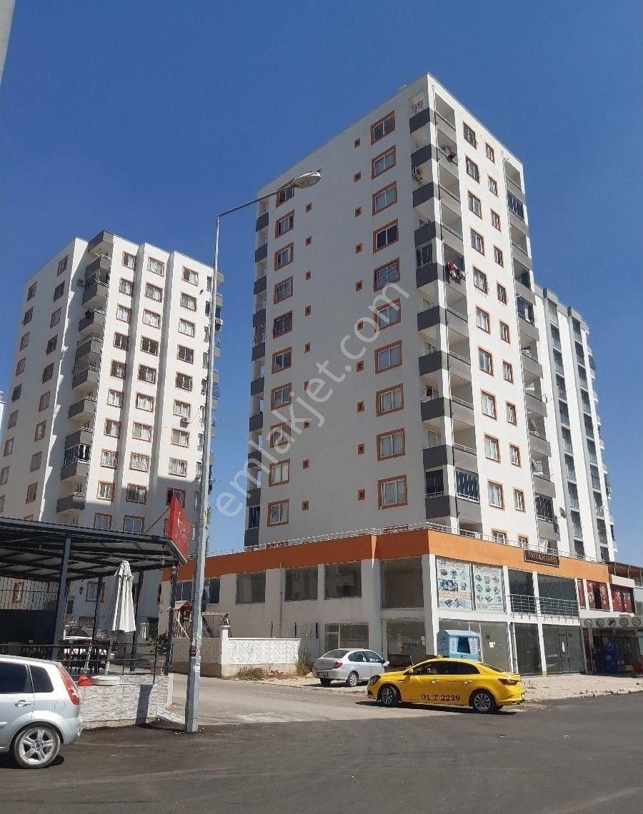 Sarıçam Gültepe Satılık Daire ADANA SARIÇAM GÜLTEPE DE DOGALĞAZLI İSKANLİ ÇİFT BANYO ÇİFT BALKON KİLİMA LI PALALI GAYRİMENKUL DEN