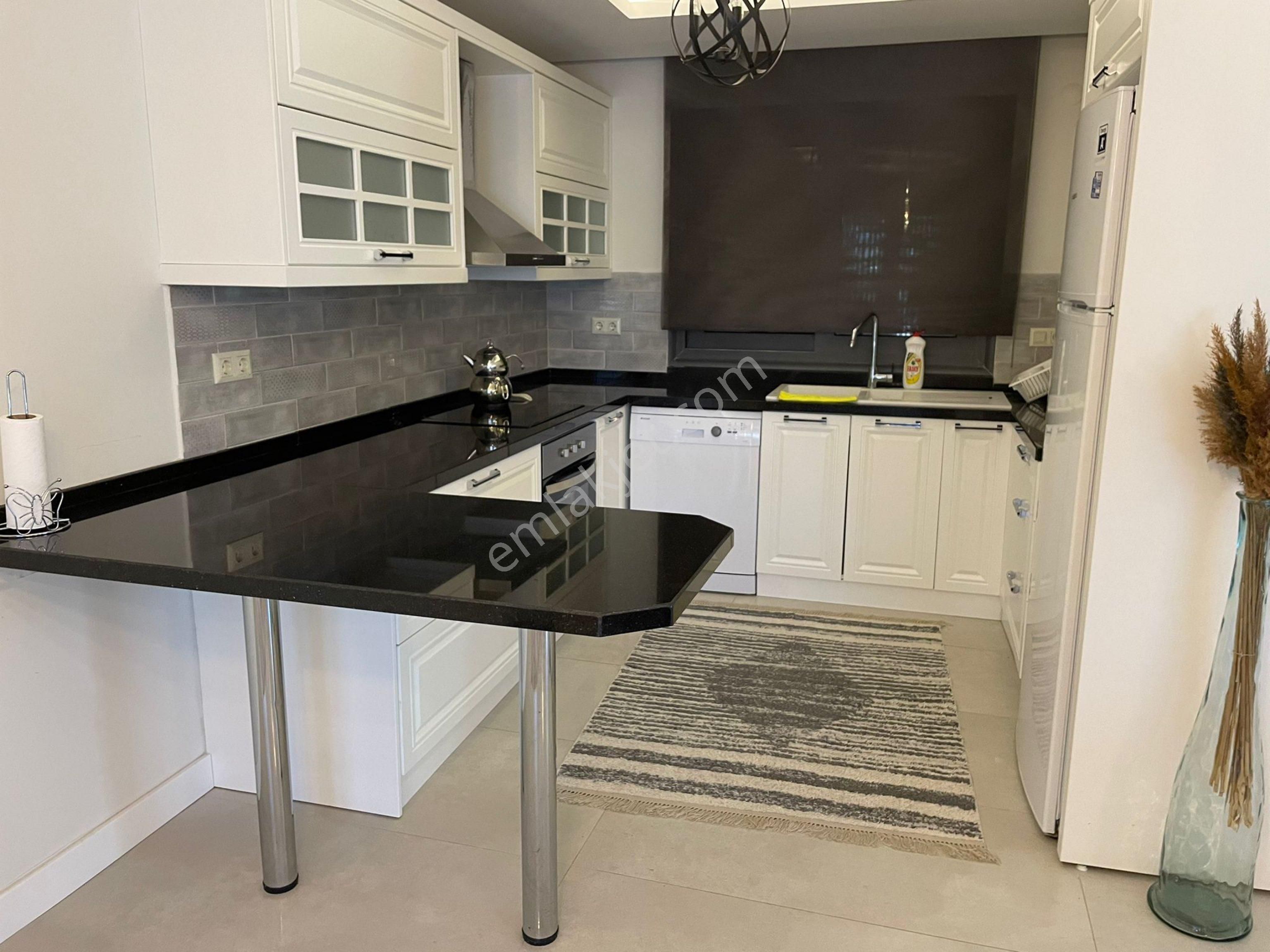 Alya Gayrimenkul Çeşme Alaçatıda Kiralık Villa - Görsel 19