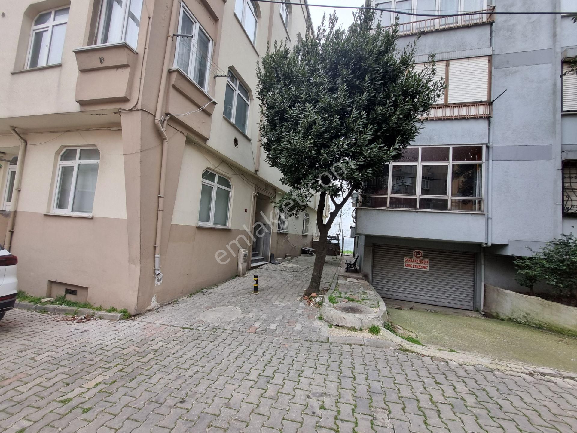 Büyükçekmece Mimar Sinan Merkez Satılık Daire  MİMARSİNANDA 1+1 SATILIK DAİRE GİRİŞ KAT KAPALI MUTFAK