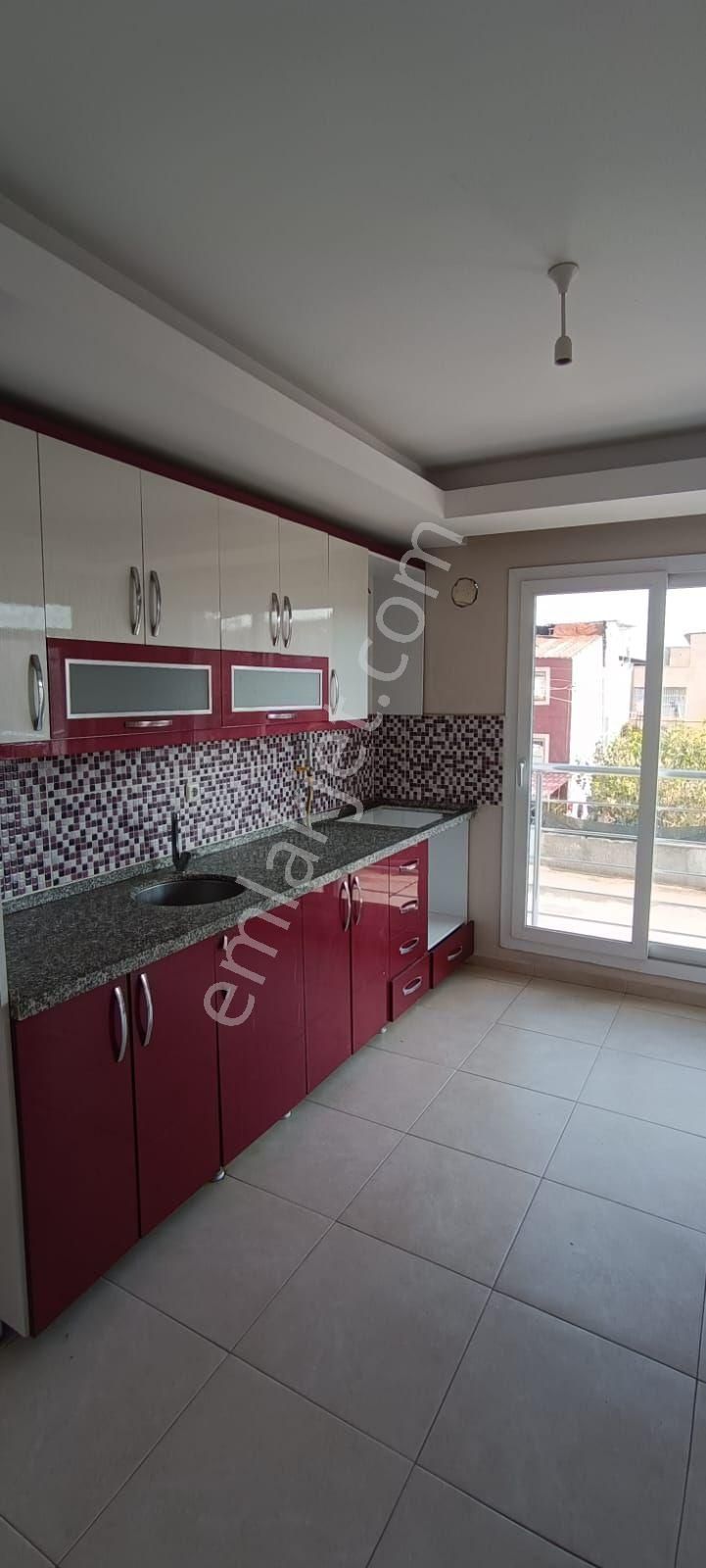 Tarsus Akşemsettin Kiralık Daire Bizim Emlak'tan Akşemsettin mahallesinde 2+1 doğalgaz kombili arakat Kiralık Daire 