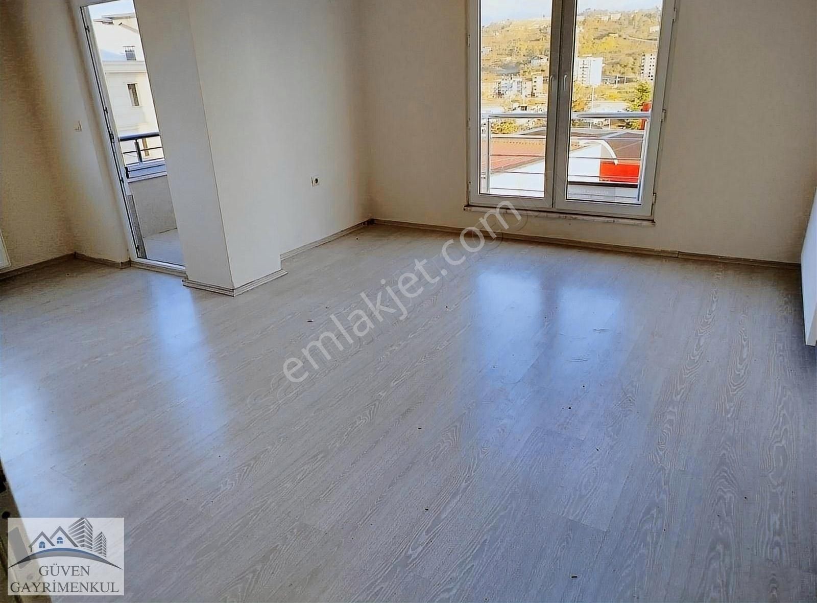 Altınordu Karacaömer Kiralık Daire GÜVEN'DEN KİRALIK UYGUN FİYATA 3+1 GÜZEL DAİRE... ASANSÖRLÜ