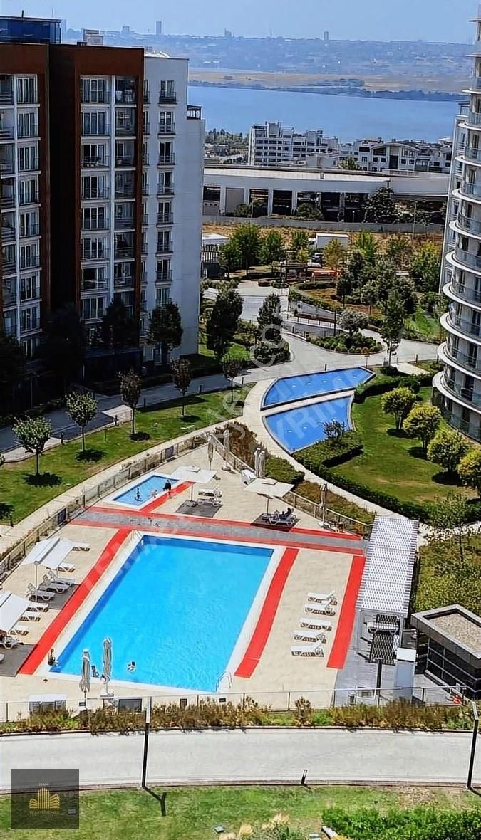 Küçükçekmece Atakent Satılık Daire TEMA İSTANBUL 1 de SATILIK 3+1 155 M2 BOOŞŞ TESLİM