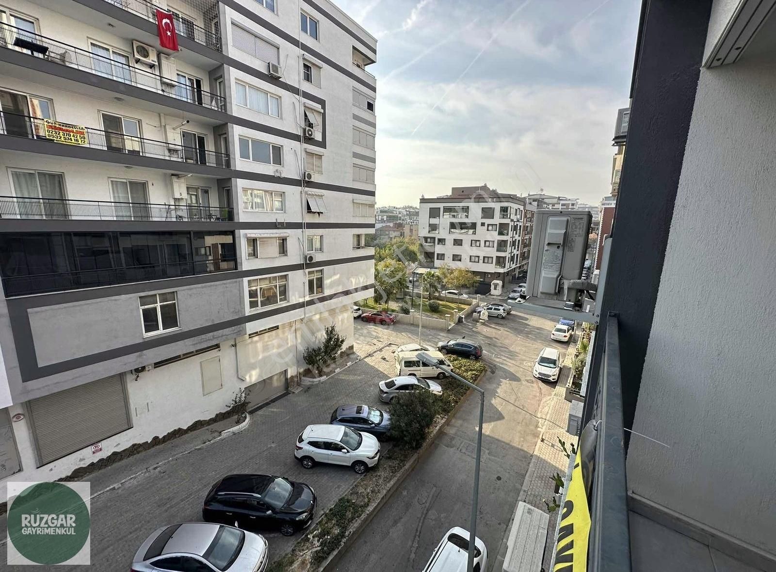 Karşıyaka Şemikler Satılık Daire ŞEMİKLER ANADOLU CADDESİNDE AÇIK MUTFAKLI 2+1 SATILIK DAİRE