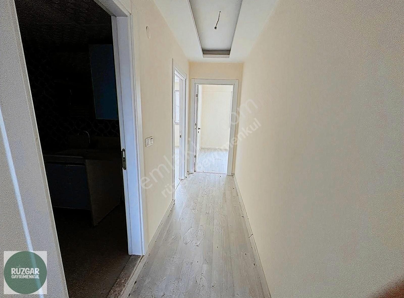 Bayraklı Çiçek Satılık Daire ÖNÜ AÇIK_2+1_95M2_KAPALI MUTFAK_ARAKAT_SATILIK DAİRE_