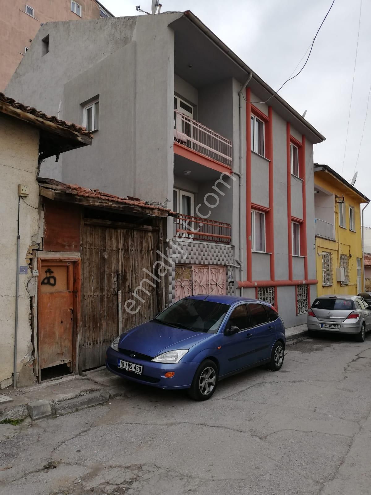 Çorum Merkez Yavruturna Satılık Daire Milenyum19 Emlak Ve Gayrimenkulden Satılık Mütakil 3 Katlı Ev