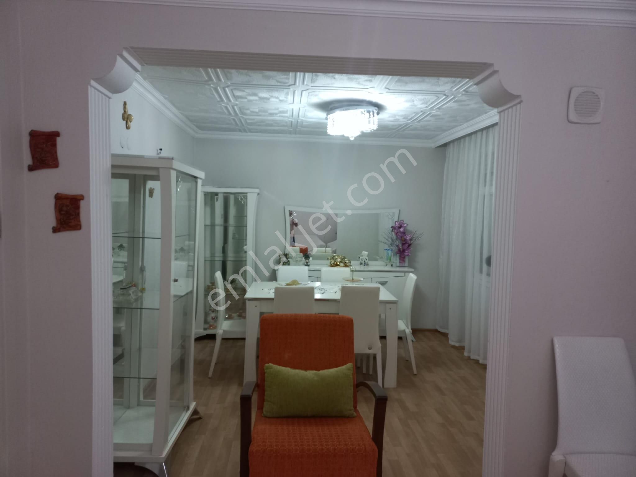 Karabağlar Karabağlar Kiralık Daire  KARABAĞLAR  ESERKENT MERKEZE YAKIN UĞUR MUMCU 95 M2 2+1 KİRALIK EV