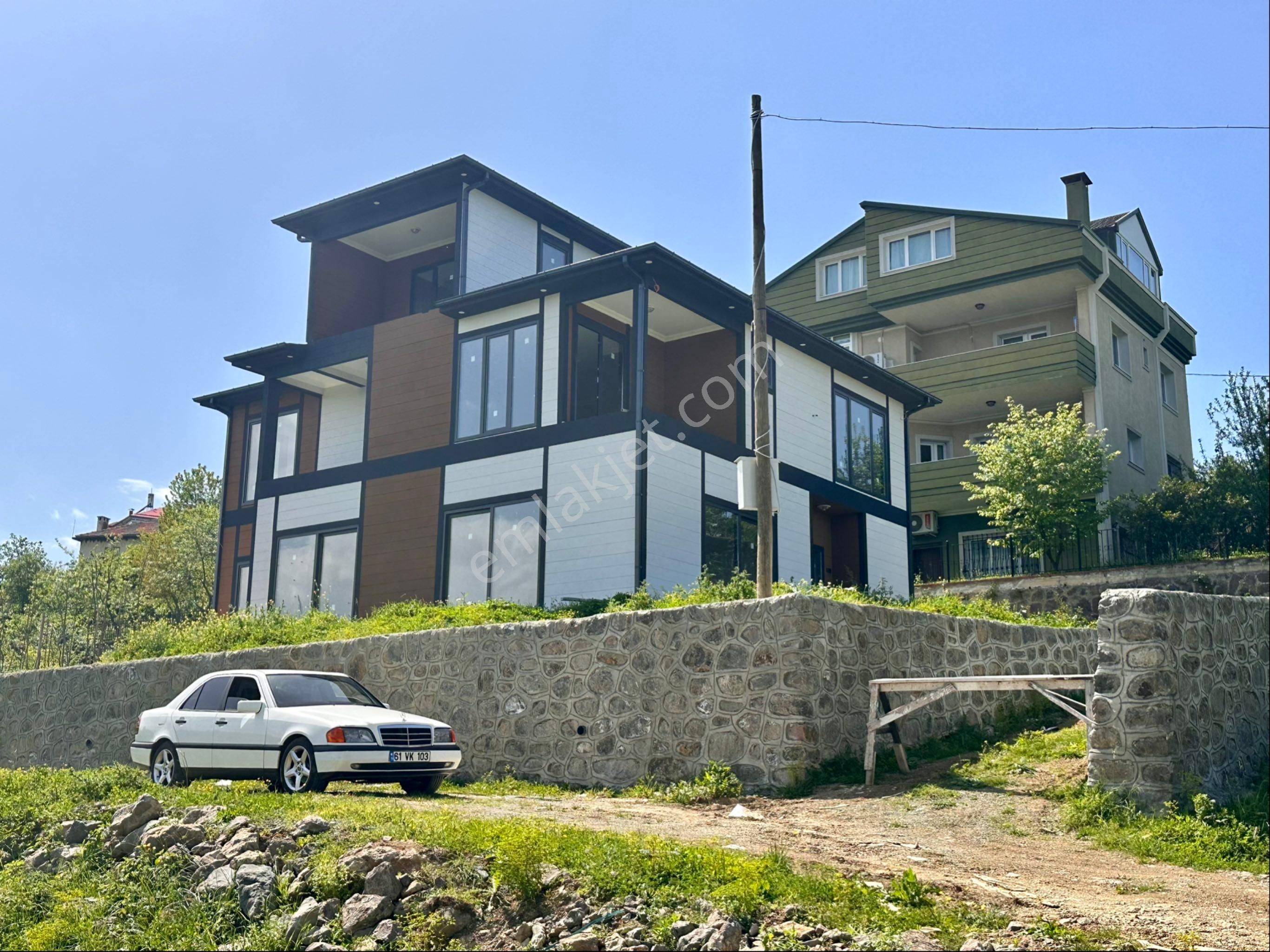 Trabzon Yalıncak'ta Satılık Lüx Villa