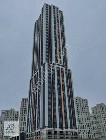 Esenyurt Zafer Satılık Daire BIZZ TOWER 1+1 BOŞ YATIRIMLIK ACİL SATILIK 2.250.000 TL !