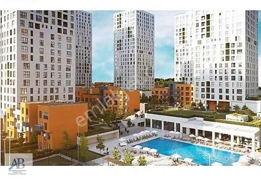 Esenyurt Zafer Satılık Daire HEP İSTANBUL 1+1 B 76 m2 BOŞ PEYZAJ CEPHE 2.800.000 TL !