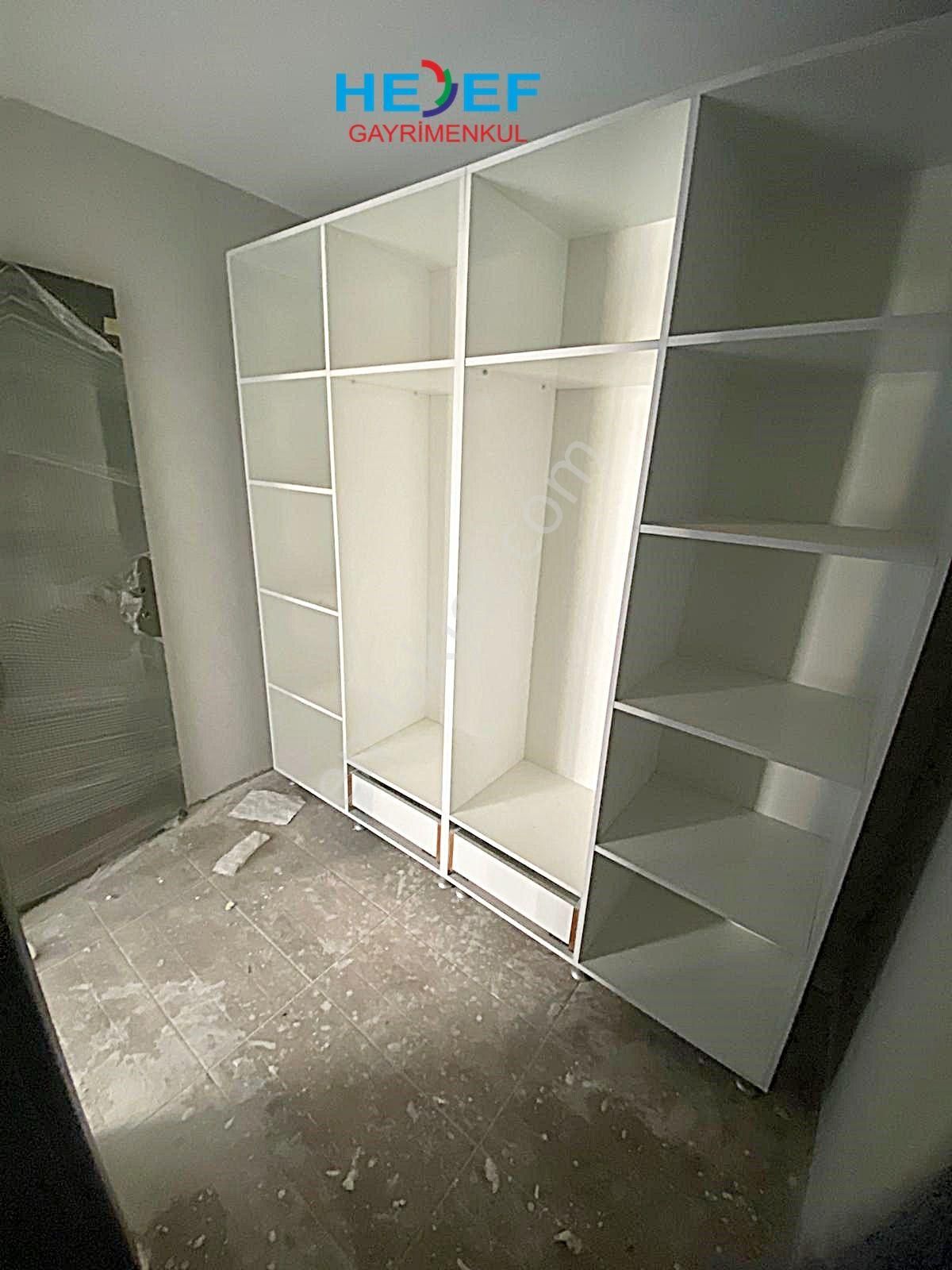 Hedef'ten Akdeniz Mah'de Site İçerisinde Havuzlu 3+1 Daire - Görsel 18