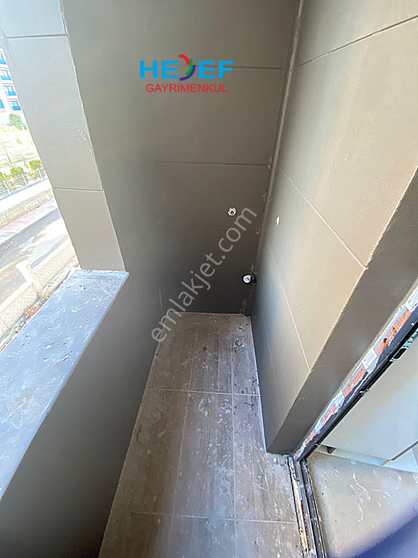 Hedef'ten Akdeniz Mah'de Site İçerisinde Havuzlu 3+1 Daire - Görsel 20