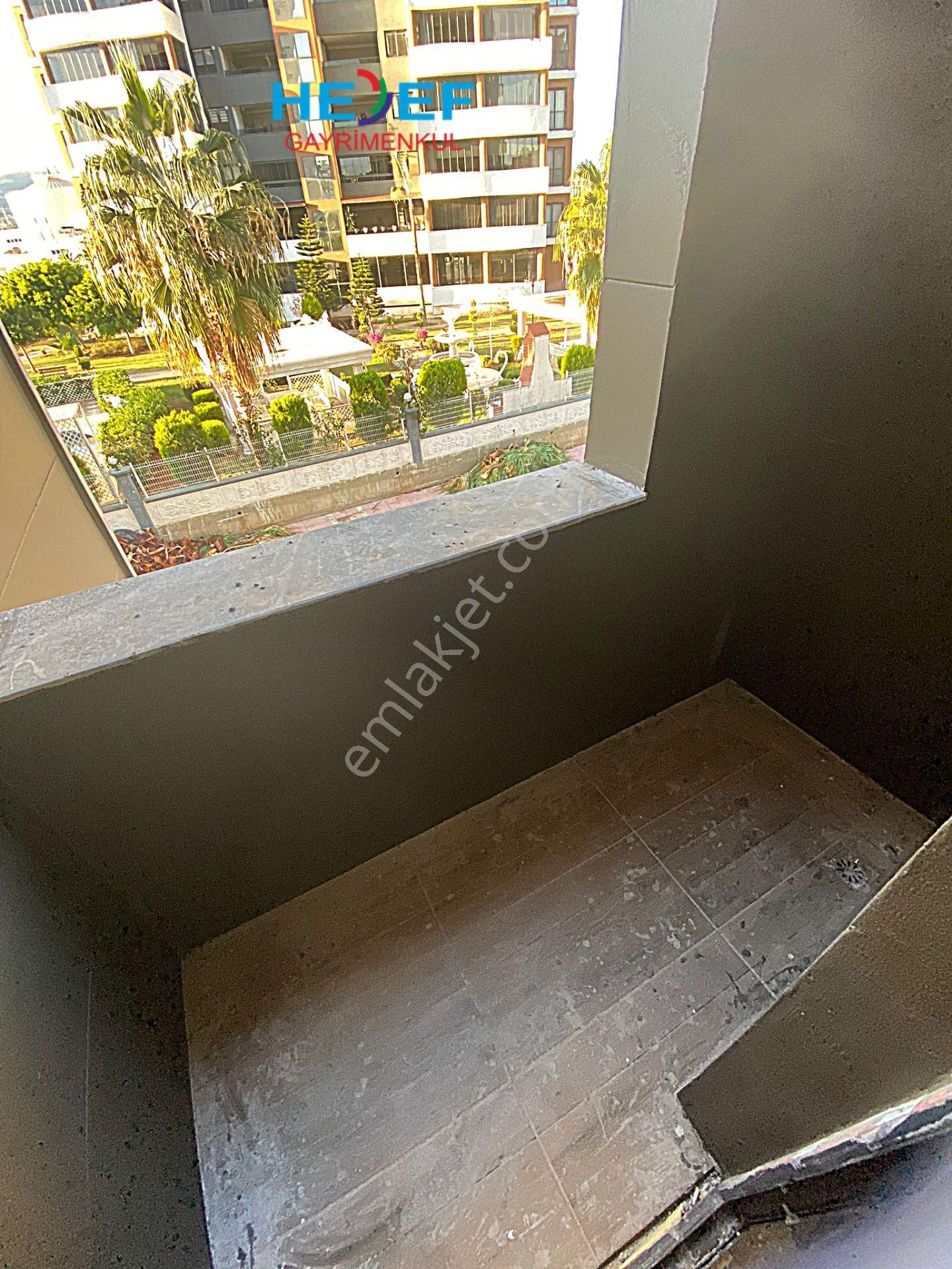 Hedef'ten Akdeniz Mah'de Site İçerisinde Havuzlu 3+1 Daire - Görsel 19