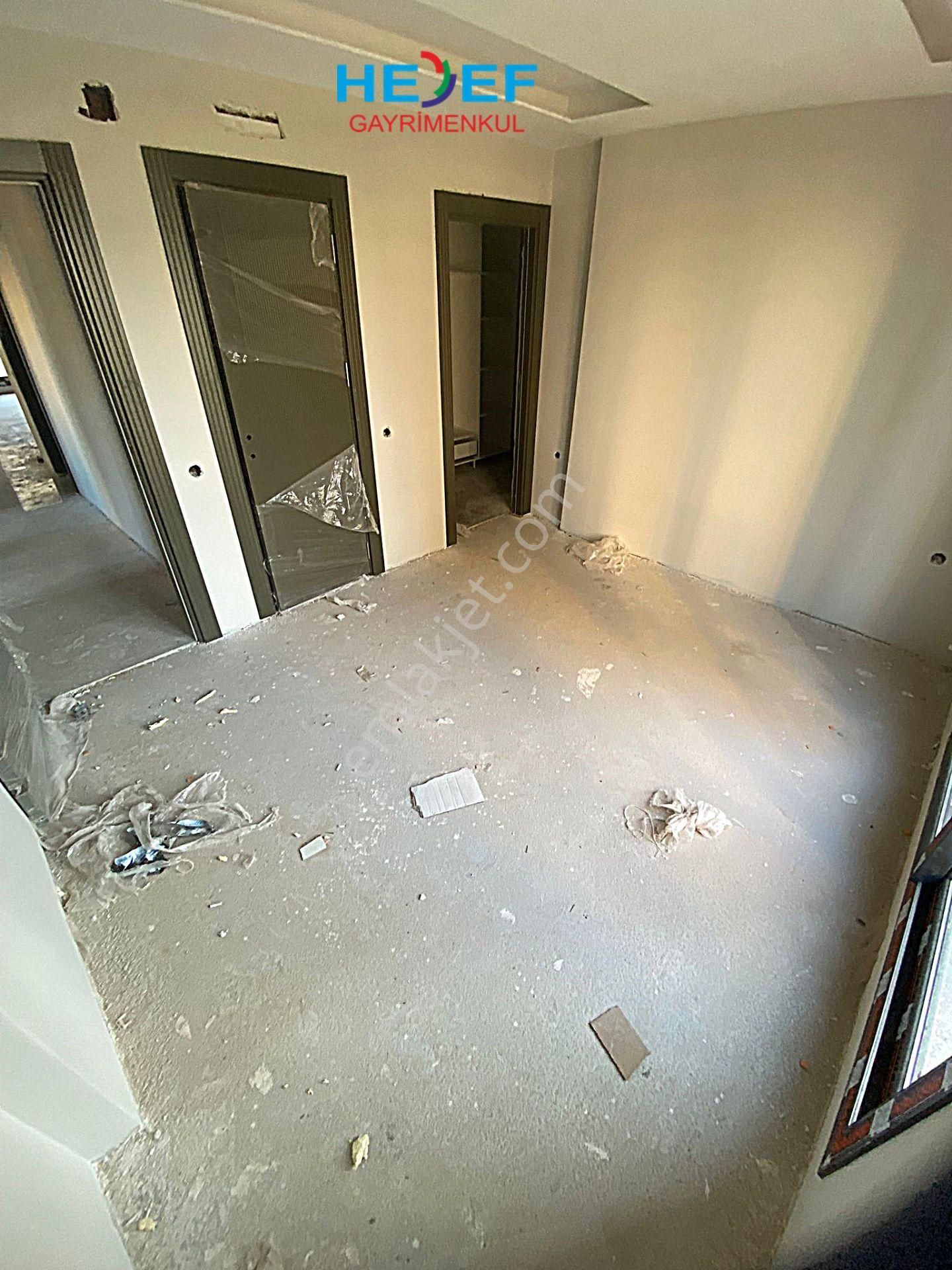 Hedef'ten Akdeniz Mah'de Site İçerisinde Havuzlu 3+1 Daire - Görsel 14