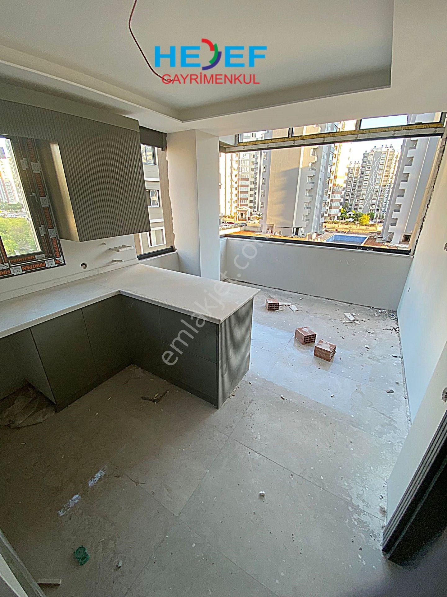 Hedef'ten Akdeniz Mah'de Site İçerisinde Havuzlu 3+1 Daire - Görsel 5