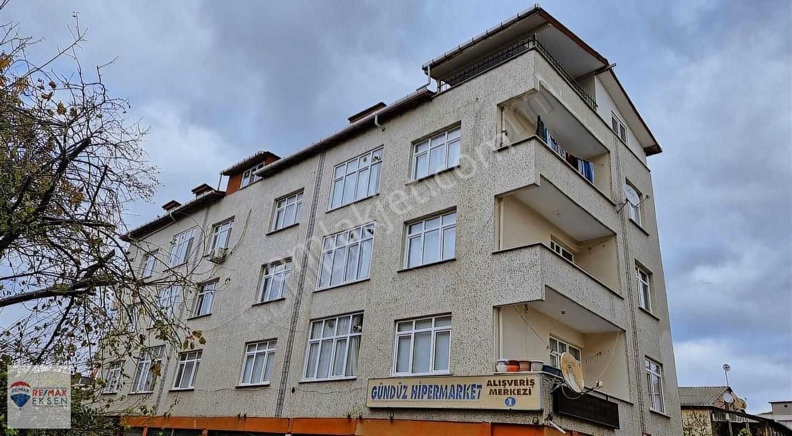 Ümraniye Huzur Kiralık Daire HUZUR MAHALLESİ KİRALIK 3+1 İÇİ YAPILI GENİŞ ÇATI KATI DAİRE