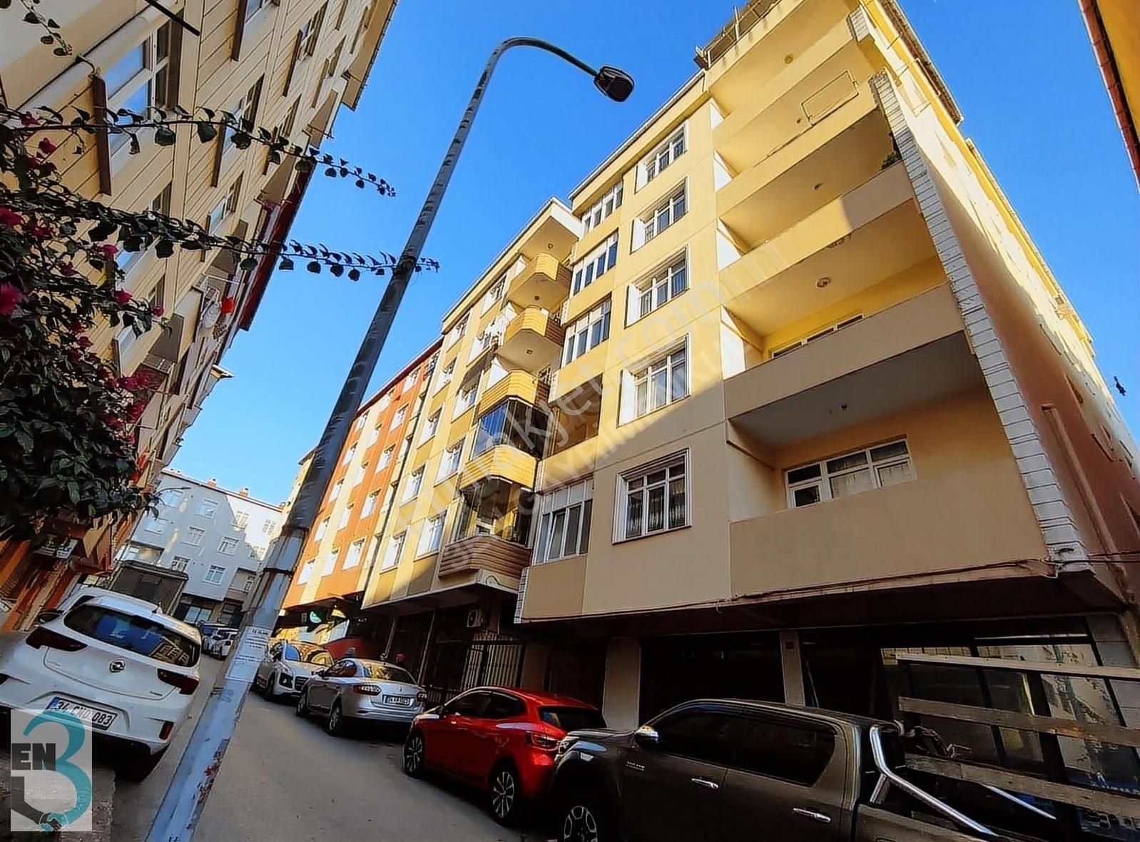 Tuzla Aydıntepe Satılık Daire AYDINTEPE DE MUHTEŞEM KONUMDA 2 BALKON ARA KAT 3+1 SATILIK DAİRE