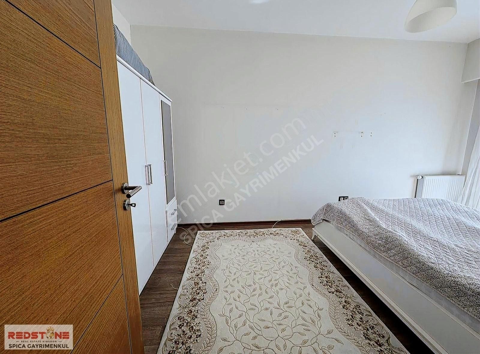 Çiğli Yeni Mahalle Site İçerisinde Kiralık Daire Park Yaşam Ataşehir 2+1 Peyzaj Cephe Kiralık