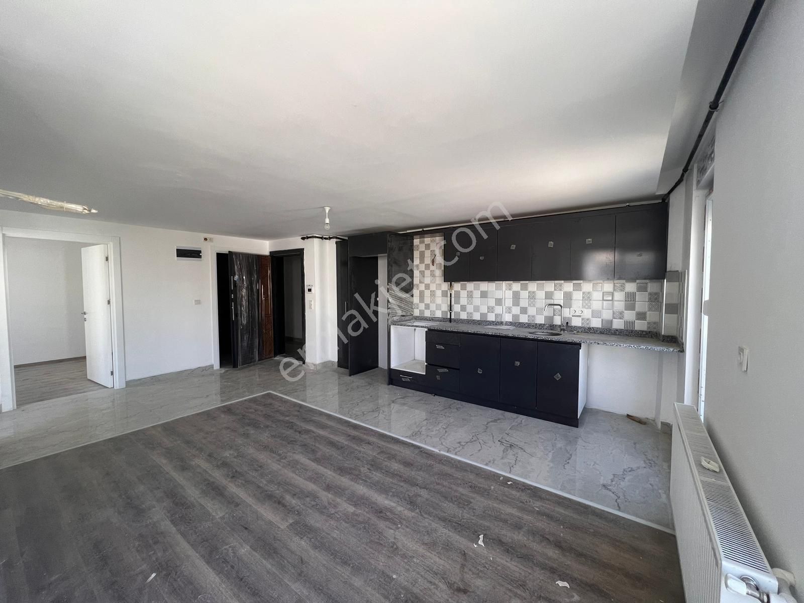Konyaaltı Hurma'da Kiralık Sıfır Doğalgazlı 2+1 Daire . - Görsel 4