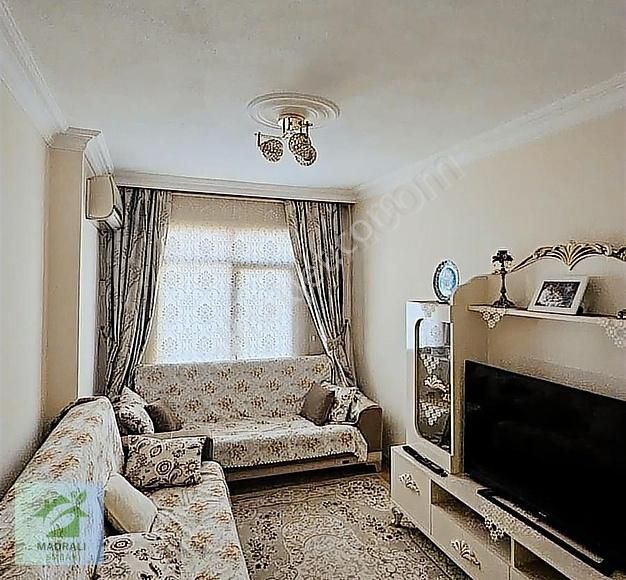 Edremit Gazi İlyas Satılık Daire EDREMİT ÜÇGENPARKTA SATILIK 3+1 DAİRE