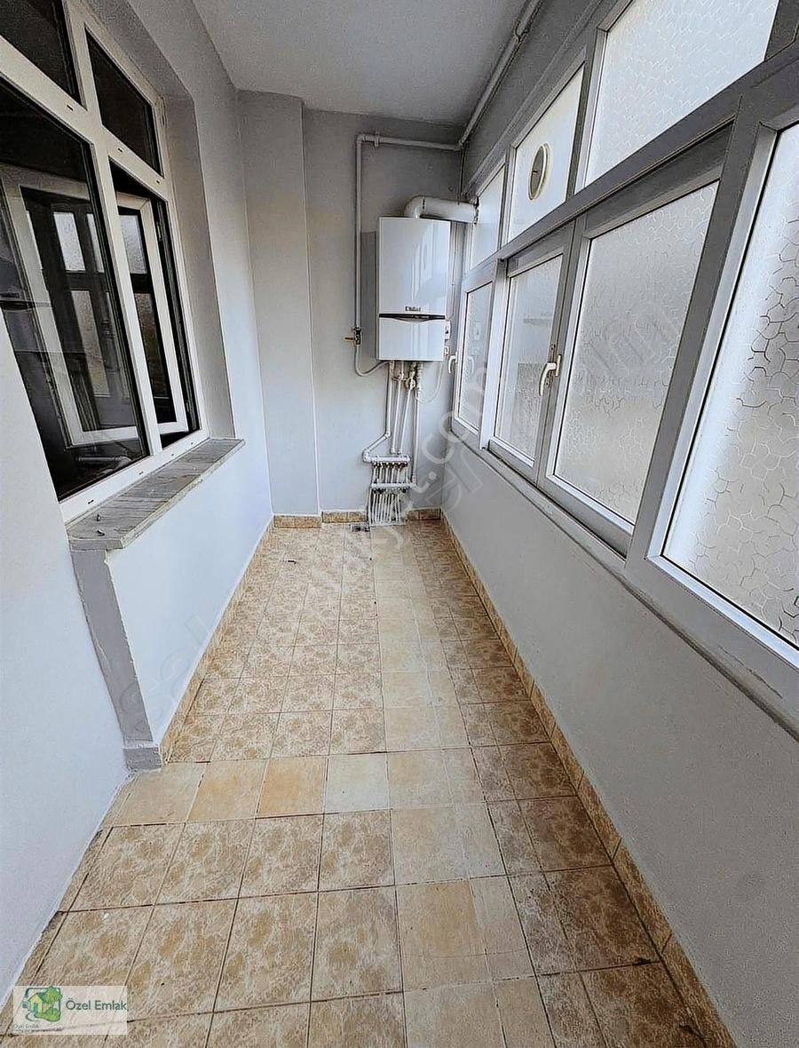 Bağcılar Yenimahalle Kiralık Daire MERKEZİ KONUMDA İETT DURAĞINA SIFIR KİRALIK 3+1 DAİRE