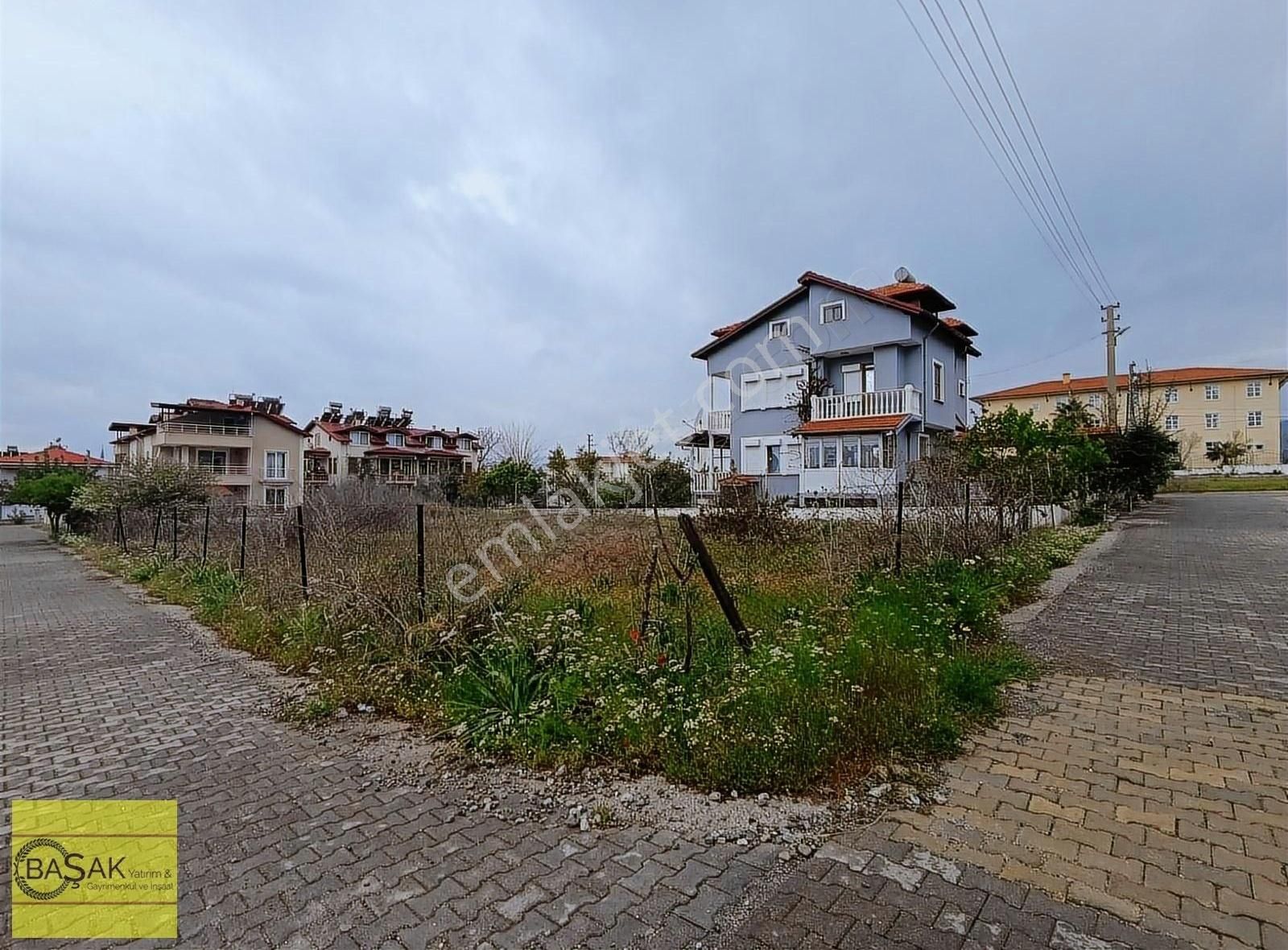 Köyceğiz Yeni Satılık Konut İmarlı Başak'tan 700 M2 Villa Yada Daireye Uygun