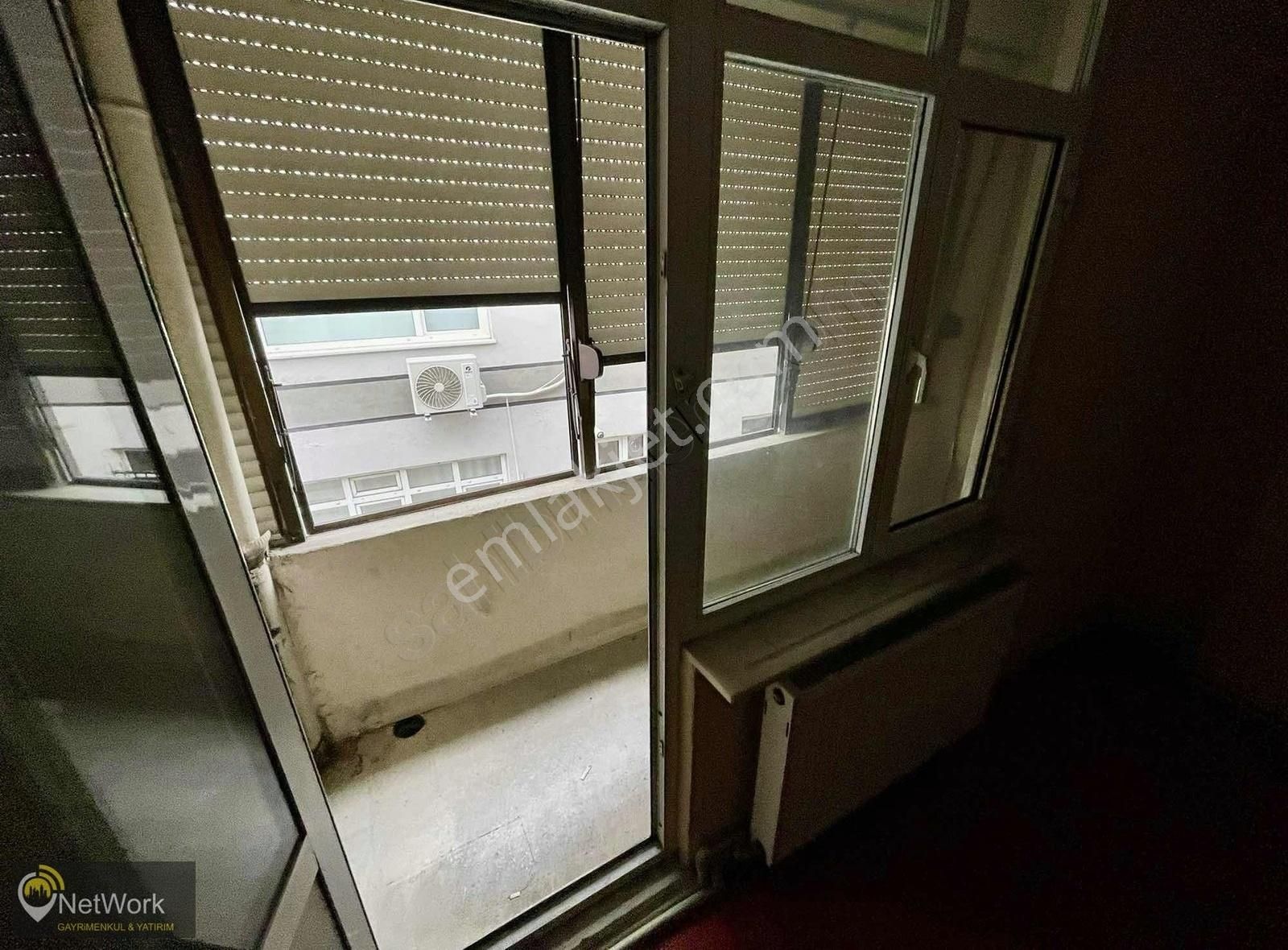 Şişli Mecidiyeköy Kiralık Daire ANA CADDEYE YAKIN MERKEZİ LOKASYONDA YOKUSU OLMAYAN 2+1 DAİRE