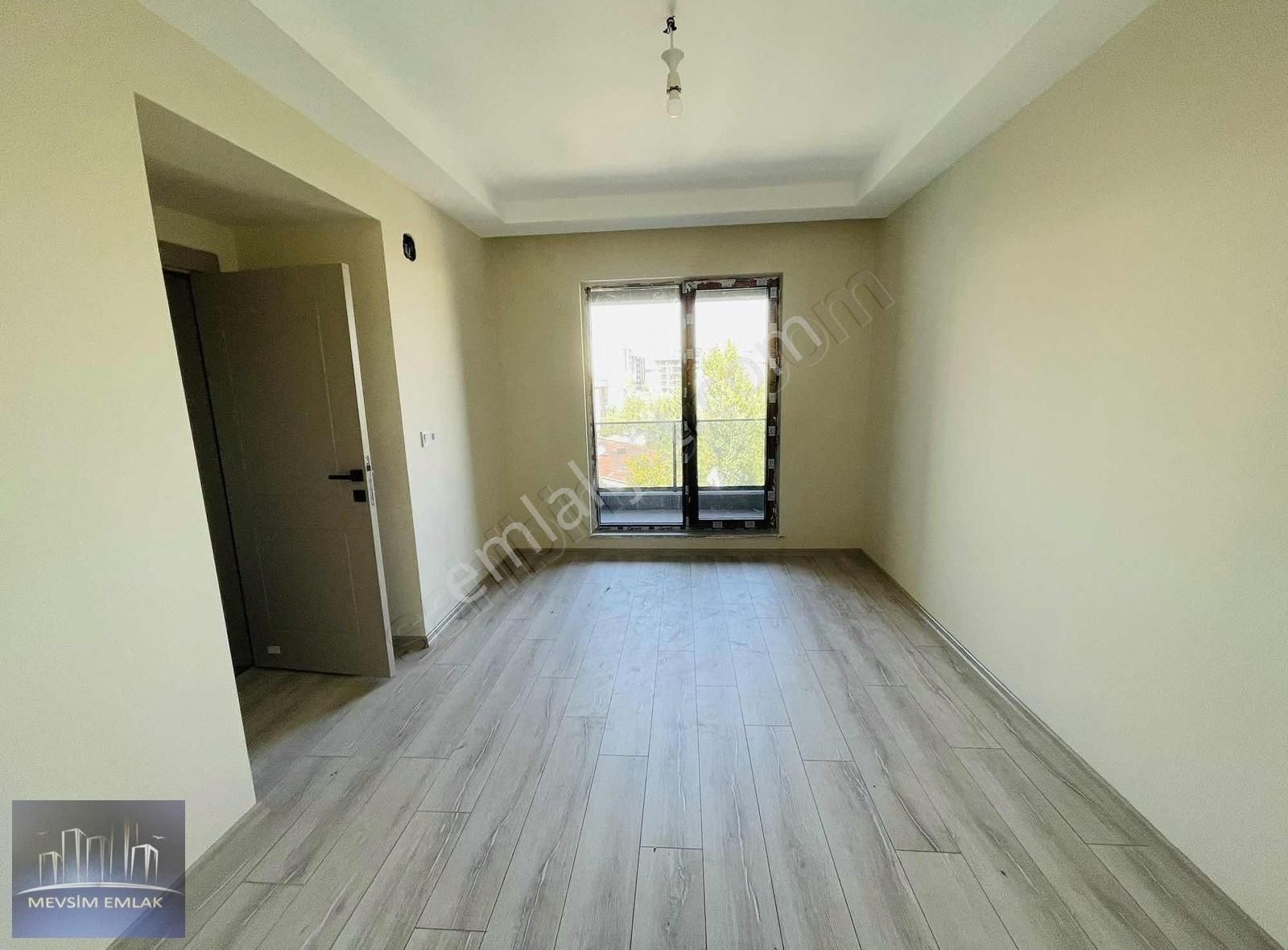 İpekyolu Seyit Fehim Arvasi Kiralık Daire VAN AVM ARKASI MEMURA KİRALIK YERDEN ISITMA 2+1 SIFIR LÜKS DAİRE