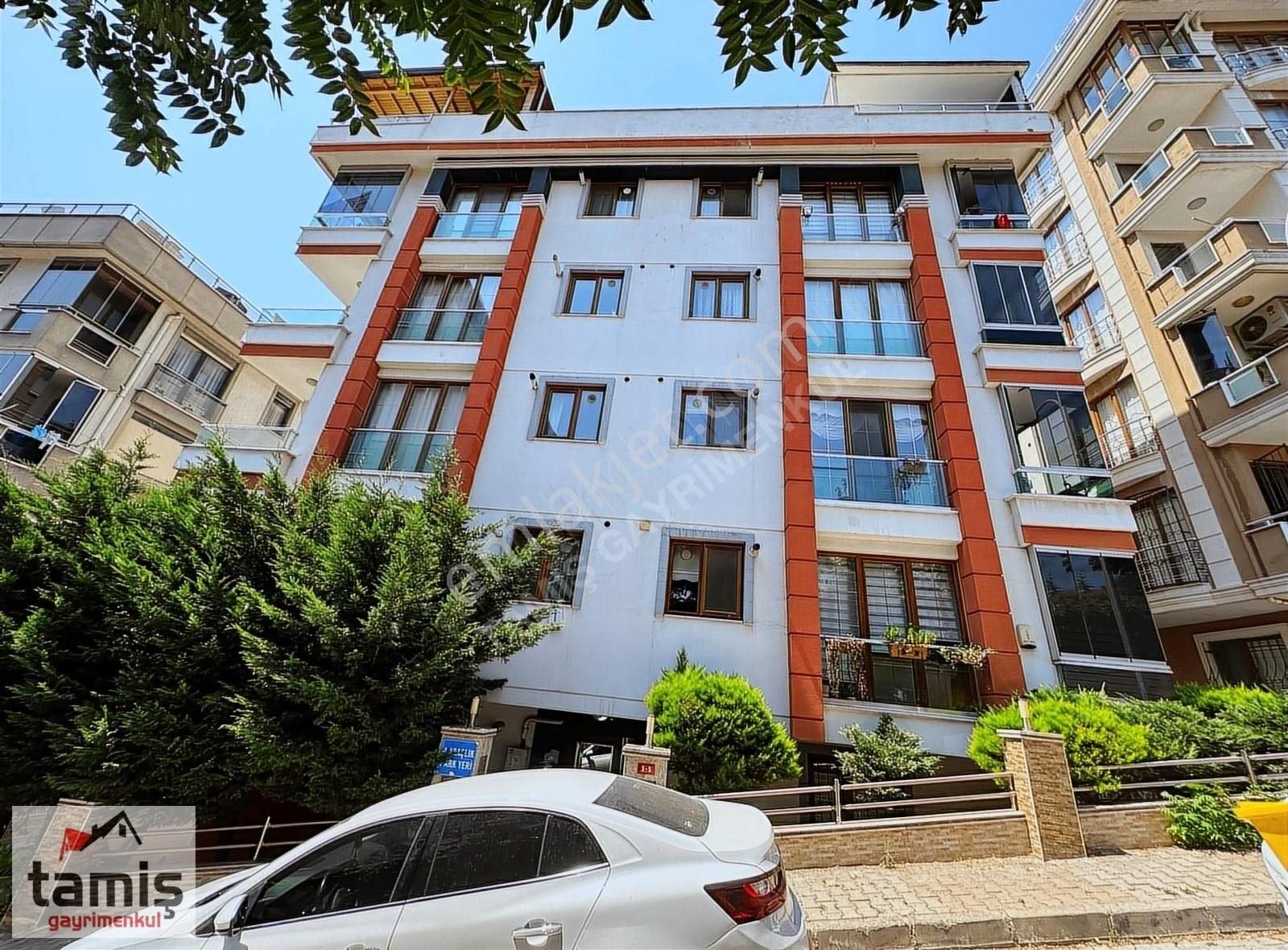 Maltepe Aydınevler Kiralık Daire Tamiş'den Aydınevler'de 10 Yıllık Teraslı Düz Giriş Ferah 1+1