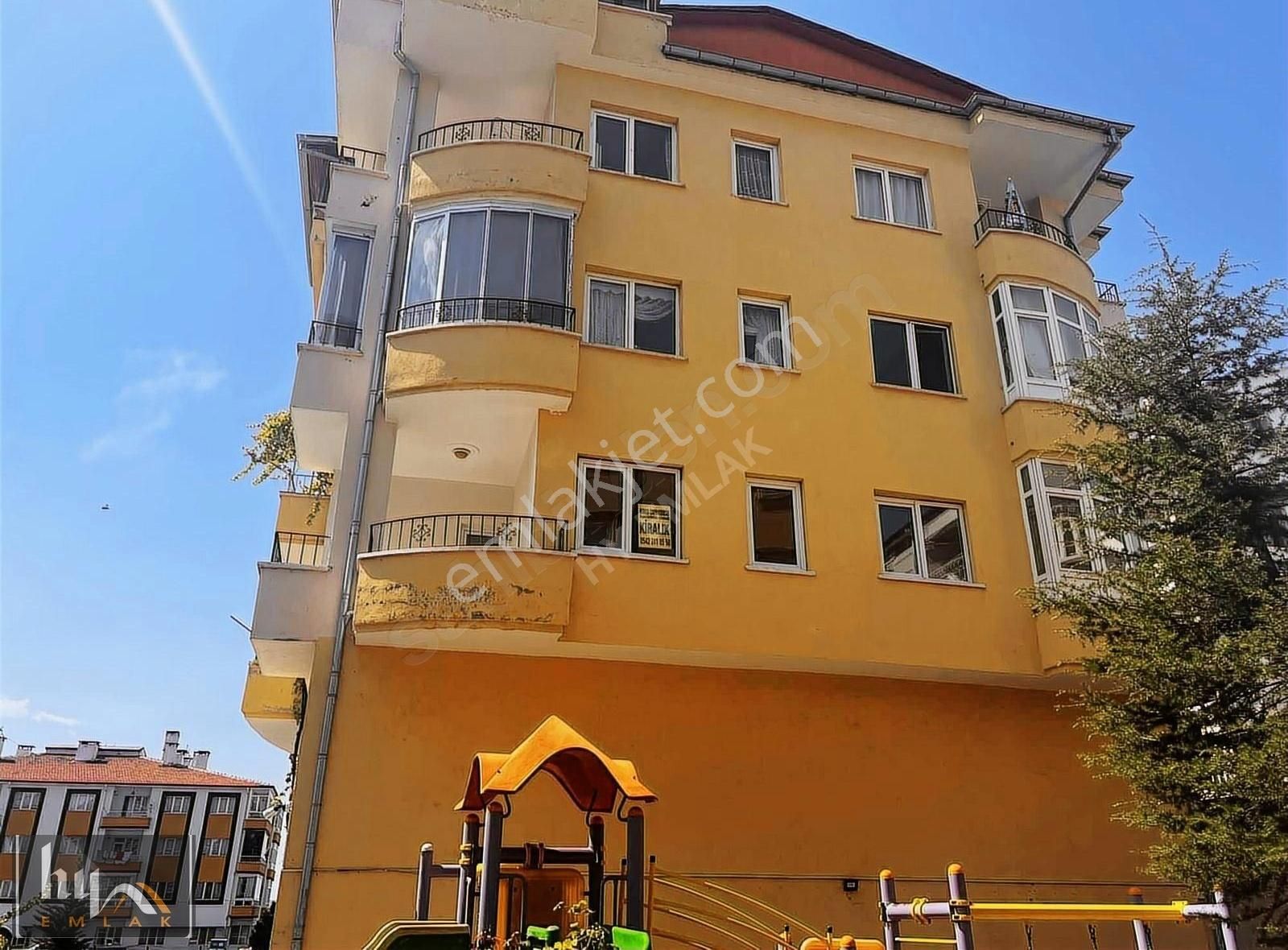 Nevşehir Merkez 15 Temmuz Kiralık Daire HAKAN YANIK EMLAKTAN KİRALIK 3+1 DAİRE