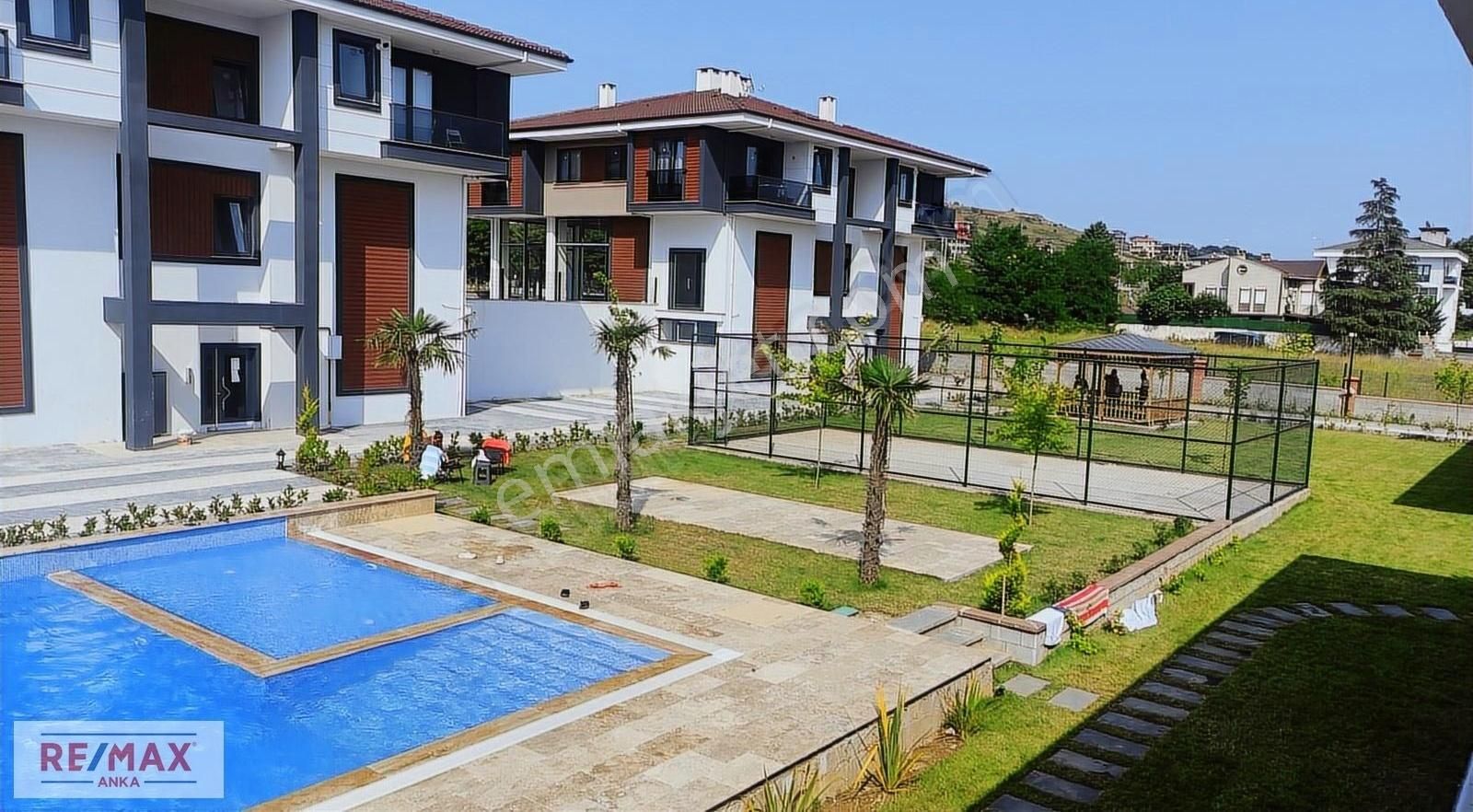 Şile Çavuş Satılık Daire ŞİLE'DE GÜVENLİKLİ HAVUZLU SİTE İÇERİSİNDE 1+1 SATILIK DAİRE