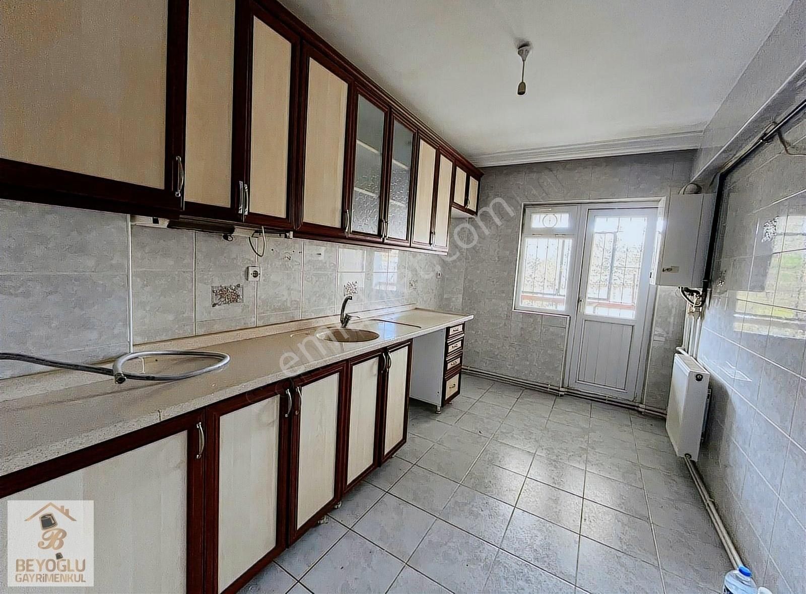 Pursaklar Mimar Sinan Satılık Daire BEYOĞLU'NDAN GİRİŞ KAT 3+1 FIRSAT DAİRE