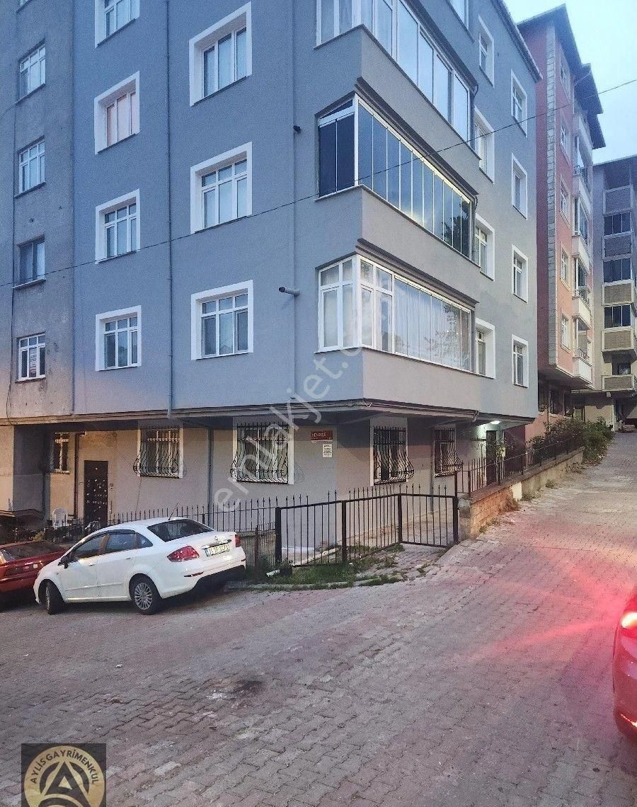 Sarıyer Bahçeköy Merkez Kiralık Daire Sarıyer bahçeköyde 3+1 160 m2 kiralık daire